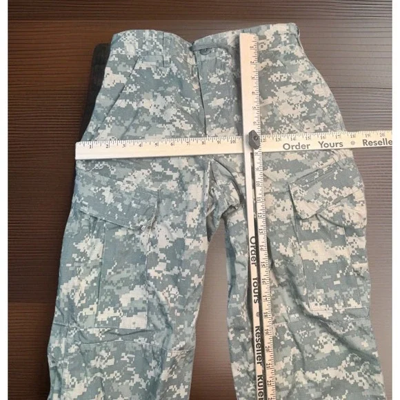 US Army Combat Uniform ACU Digital Camo Cargo Pants Mens M 32x30 Military USA - Picture 3 of 7